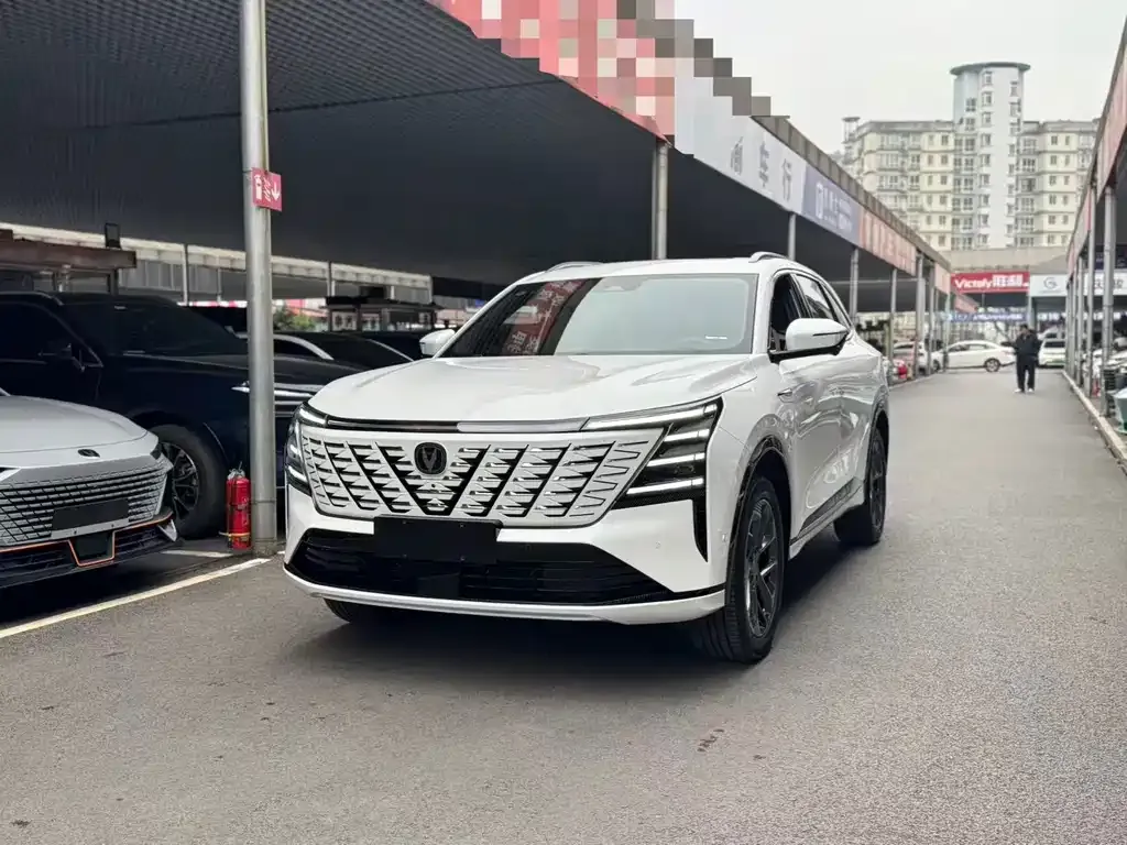 Changan CS75PLUS 2024 из CN, фото 1
