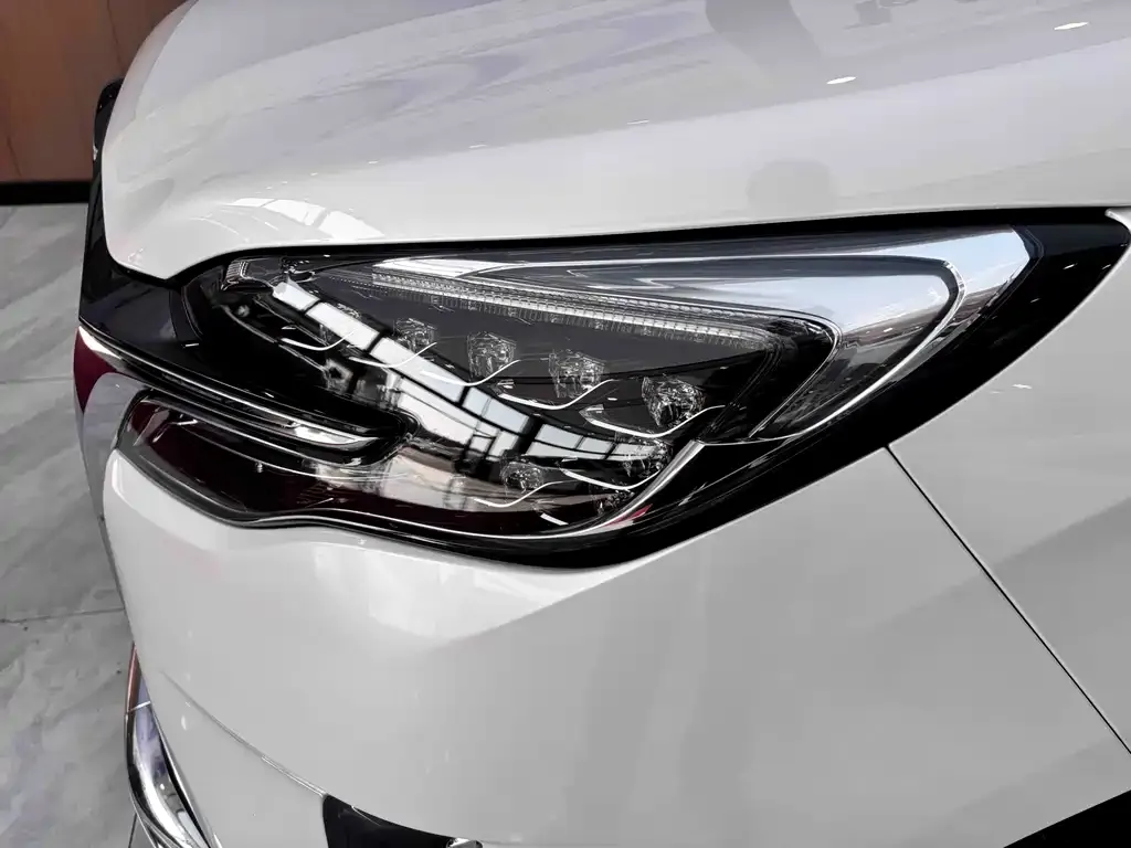 Buick GL8 2023 из CN, фото 7