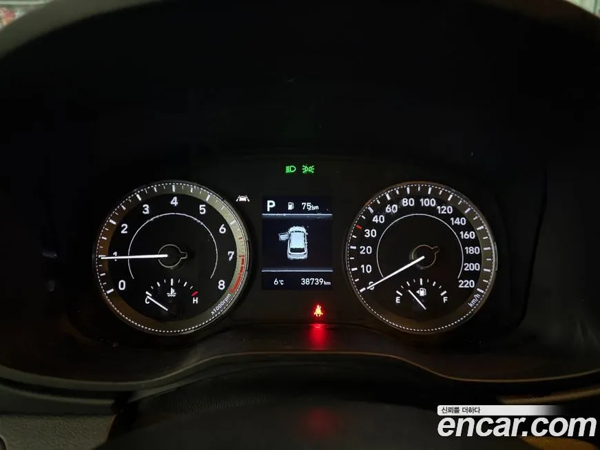 Hyundai Venue 2021 из KR, фото 6