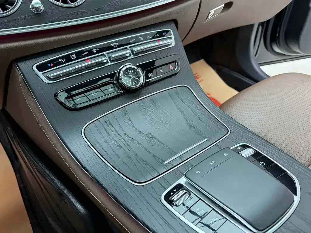 Mercedes-Benz E-Class New Energy — фото 3