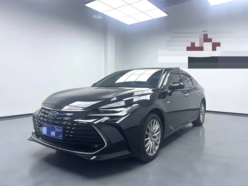 Toyota Avalon 2023 из CN, фото 1