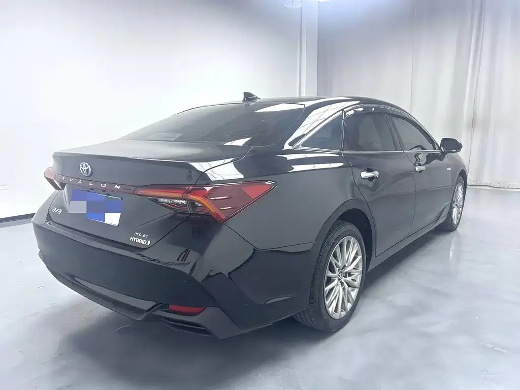 Toyota Avalon 2023 из CN, фото 4