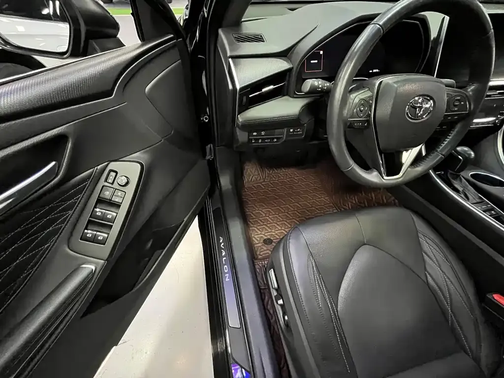 Toyota Avalon 2023 из CN, фото 10