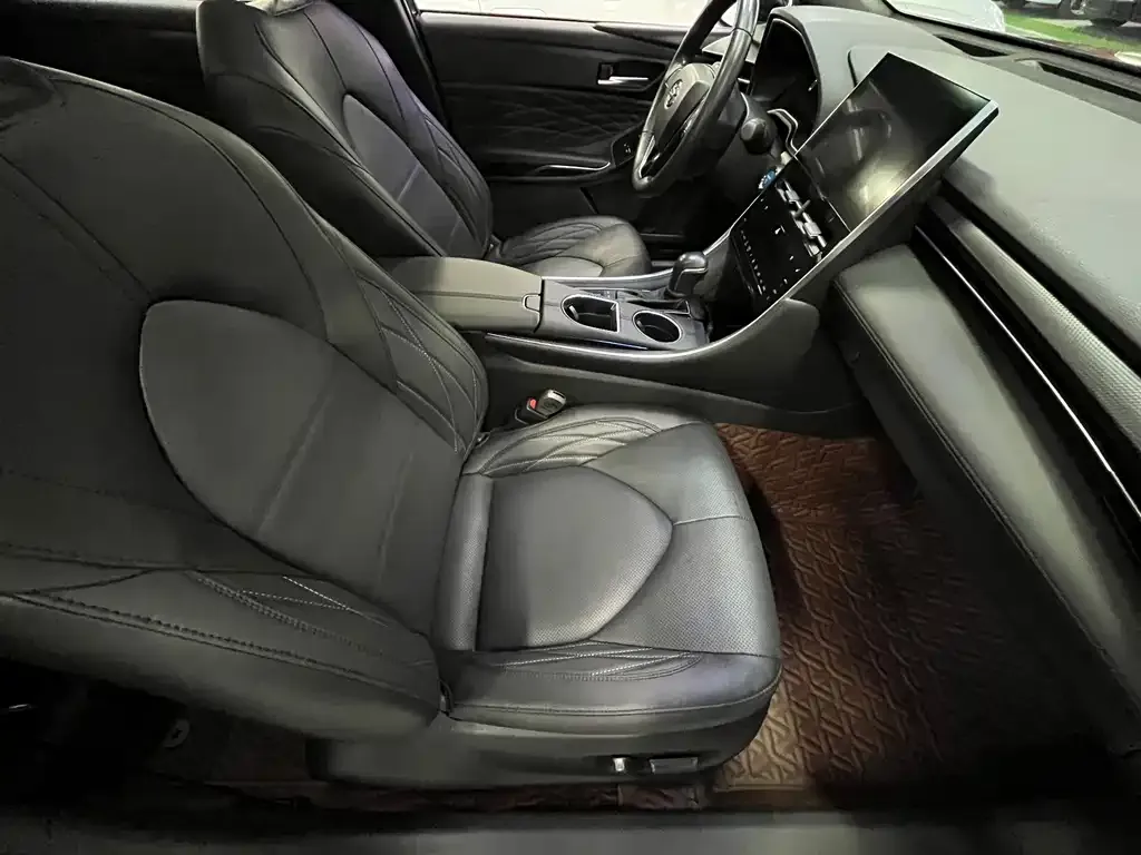 Toyota Avalon 2023 из CN, фото 3