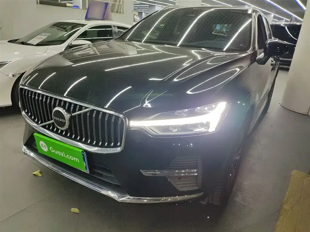 Volvo XC60 2024 из CN, фото 1