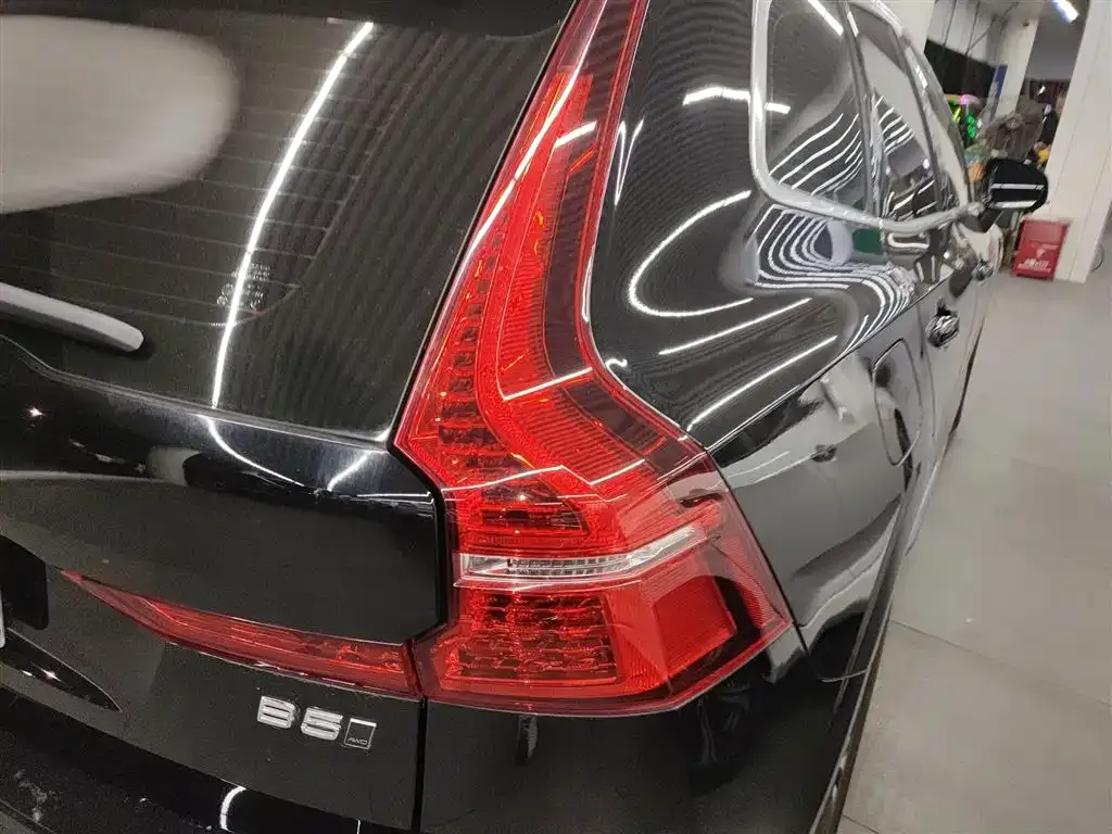 Volvo XC60 2024 из CN, фото 8