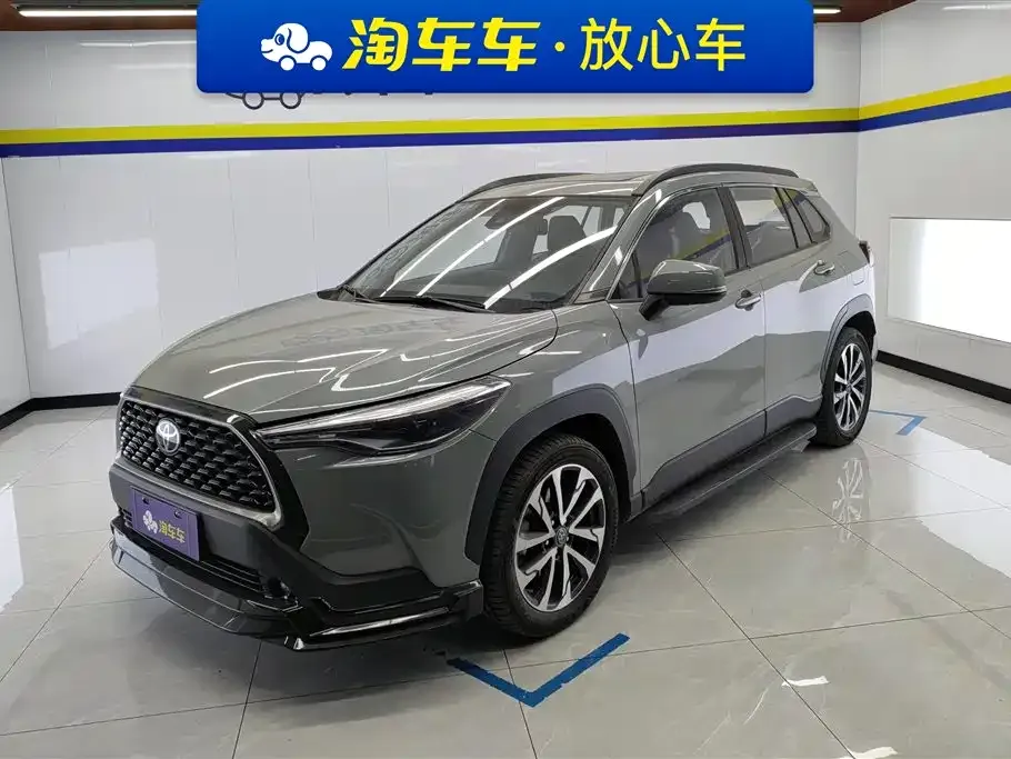 Toyota Corolla Cross 2022 из CN, фото 1