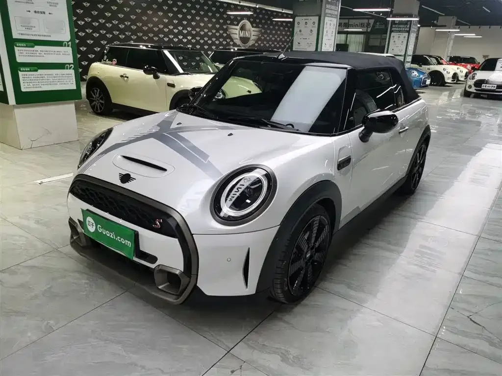 MINI Cooper (3-door) 2023 из CN, фото 10