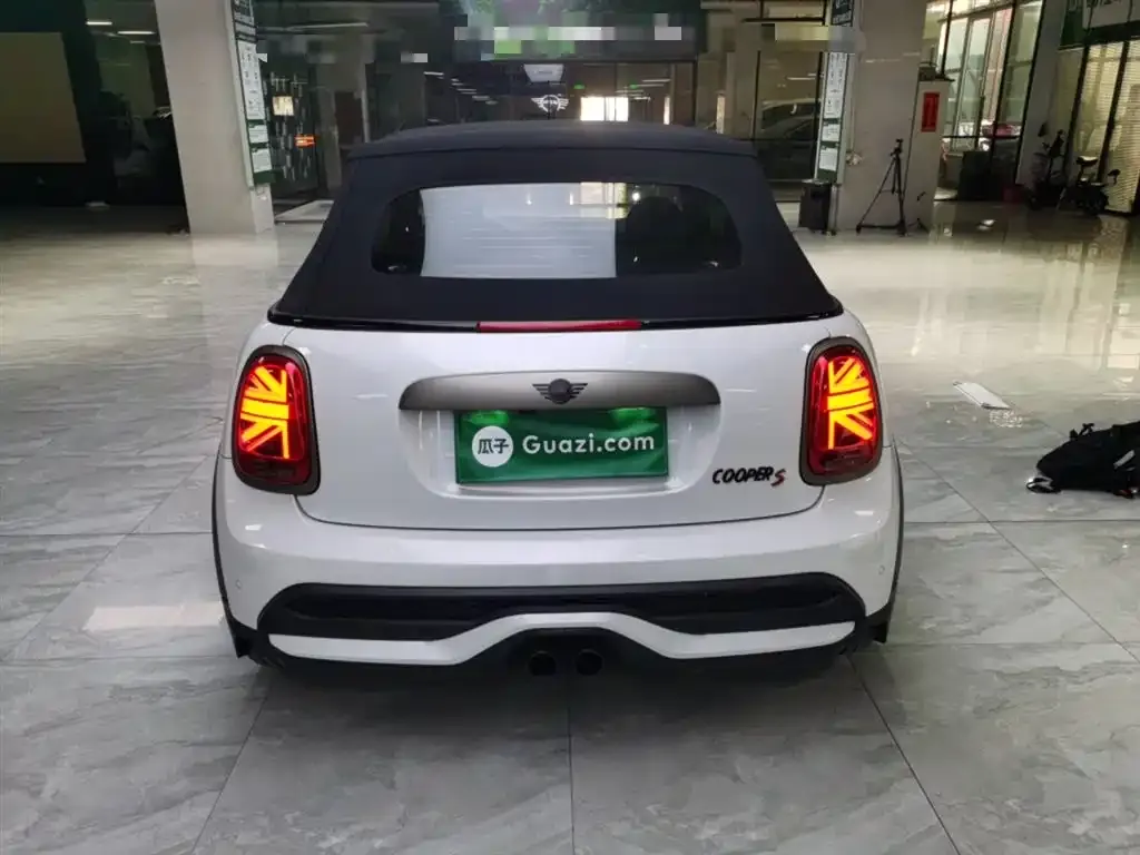 MINI Cooper (3-door) 2023 из CN, фото 8