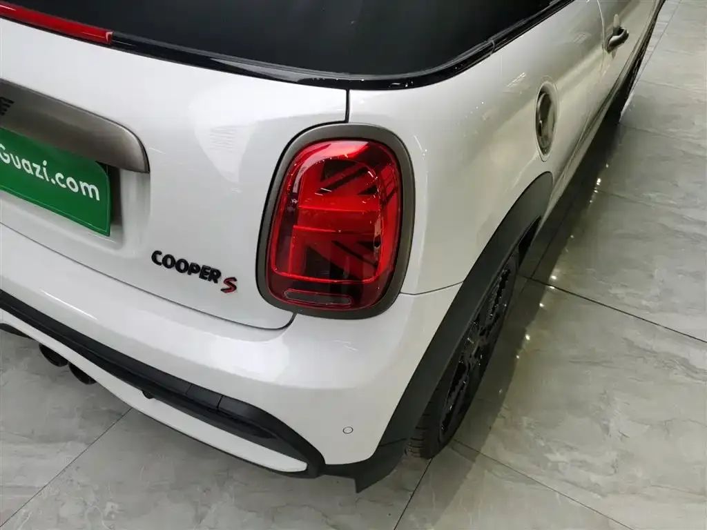 MINI Cooper (3-door) 2023 из CN, фото 7