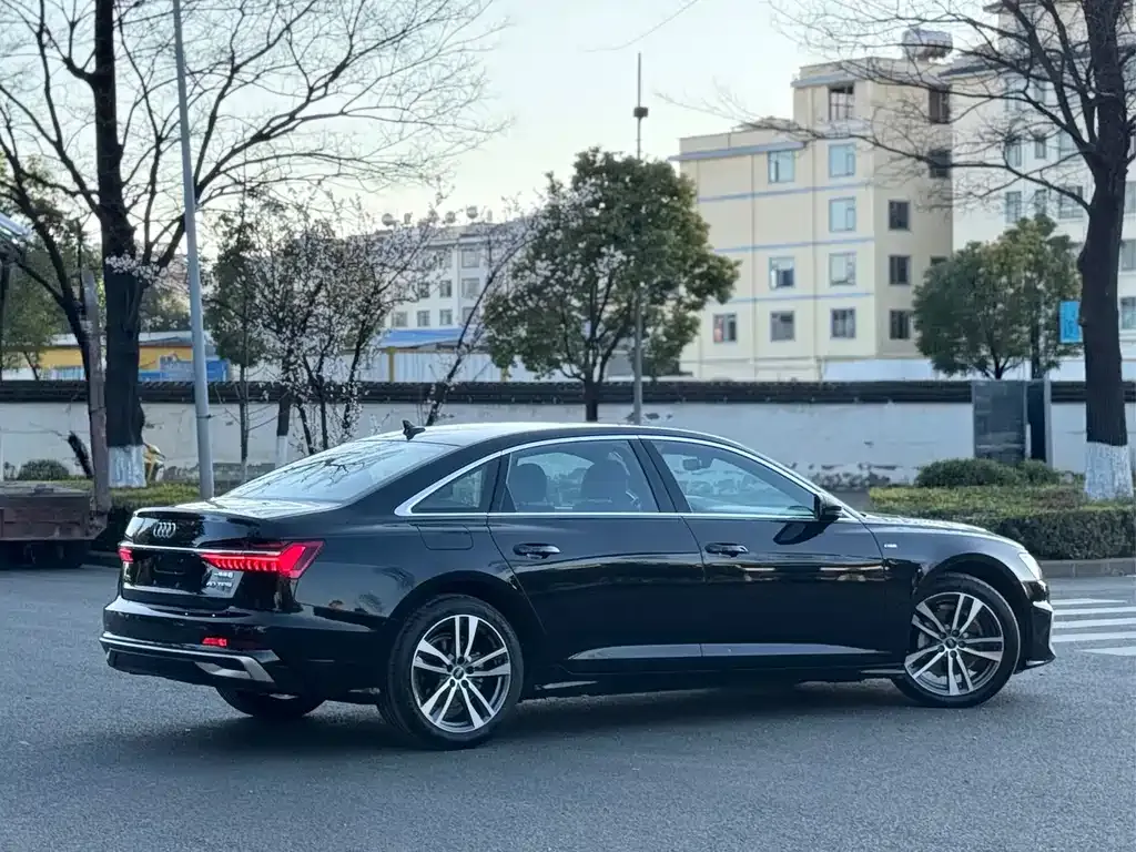 Audi A6L 2024 из CN, фото 5