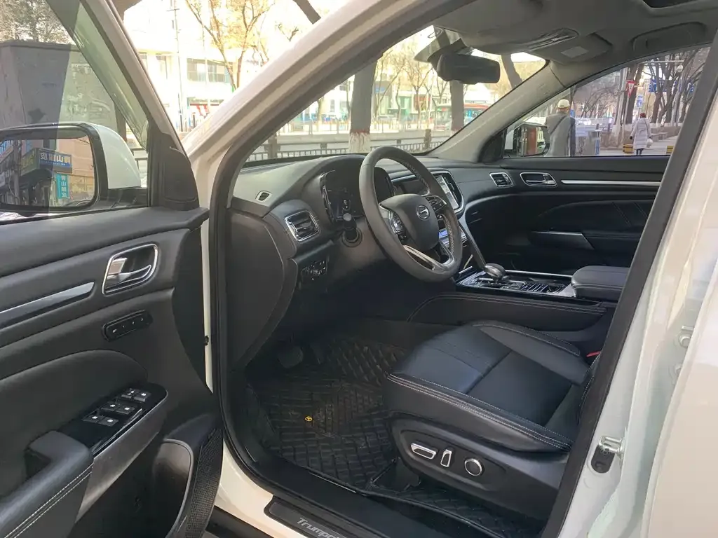 GAC Motor Trumpchi GS8 — фото 10