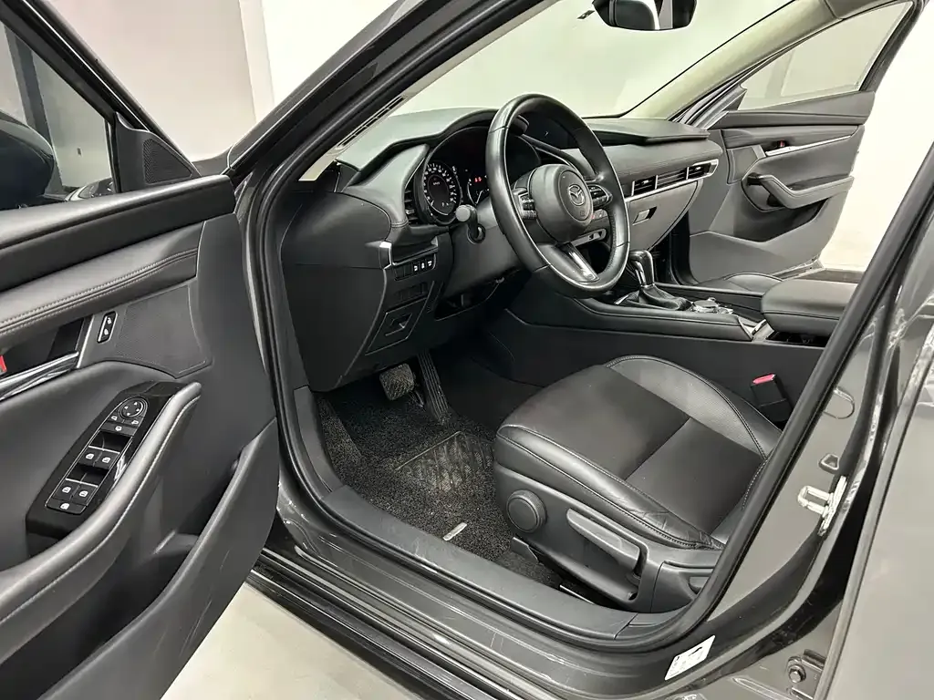 Mazda 3 Axela 2021 из CN, фото 10