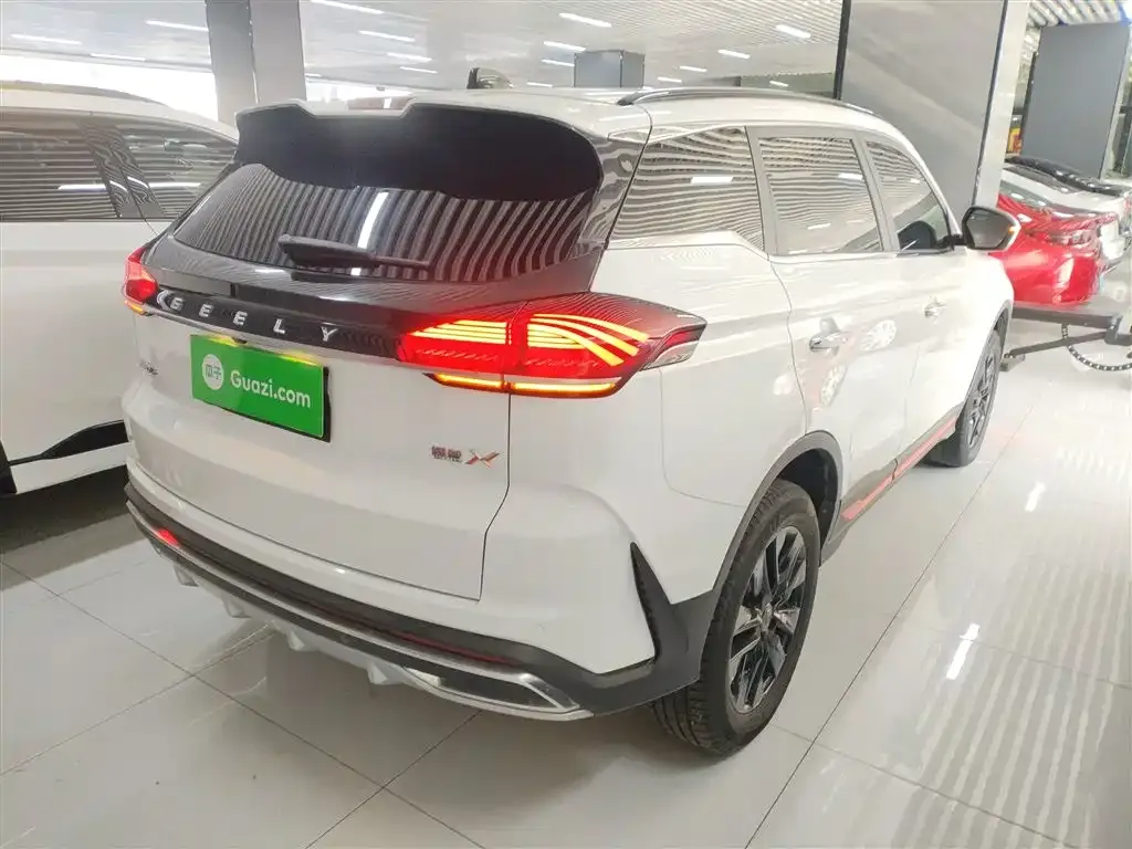 Geely Boyue 2022 из CN, фото 3