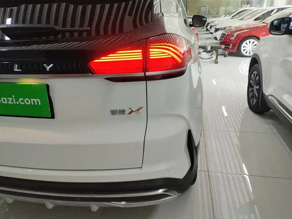 Geely Boyue 2022 из CN, фото 10