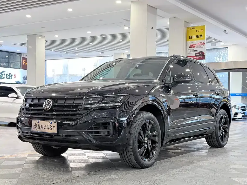 Volkswagen Touareg 2022 из CN, фото 1