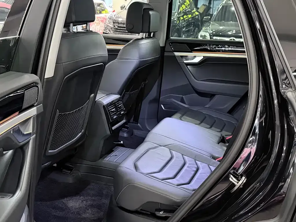 Volkswagen Touareg 2022 из CN, фото 6