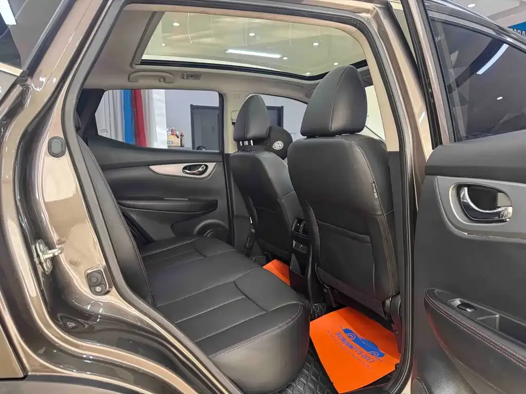 Nissan Qashqai 2021 из CN, фото 10