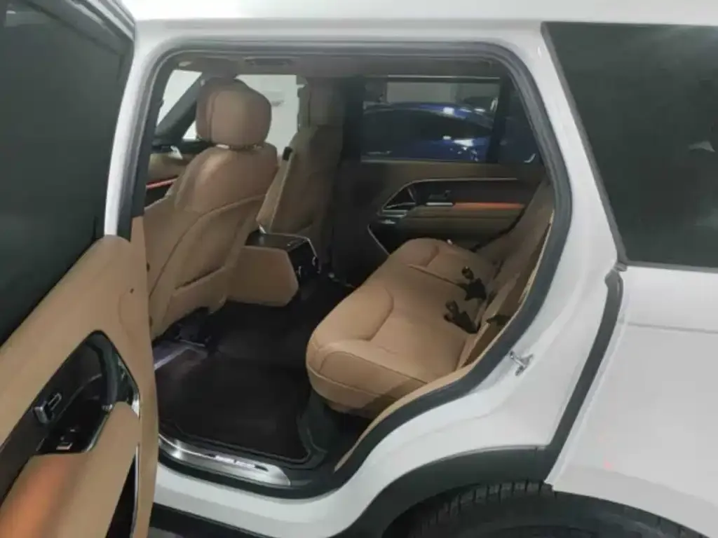 Land Rover Range Rover 2025 из CN, фото 7