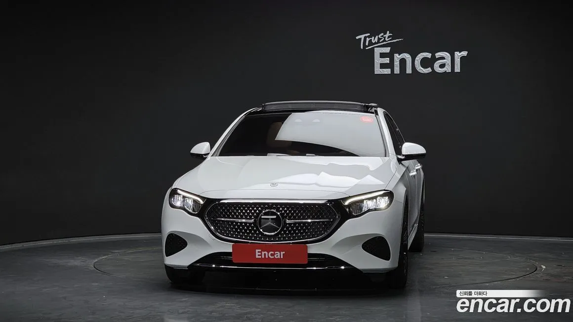 Mercedes-Benz E-Class — фото 5