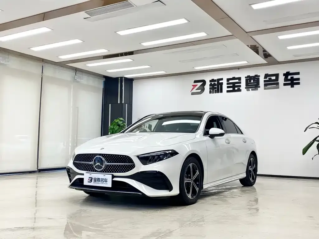 Mercedes-Benz A-Class — фото 1