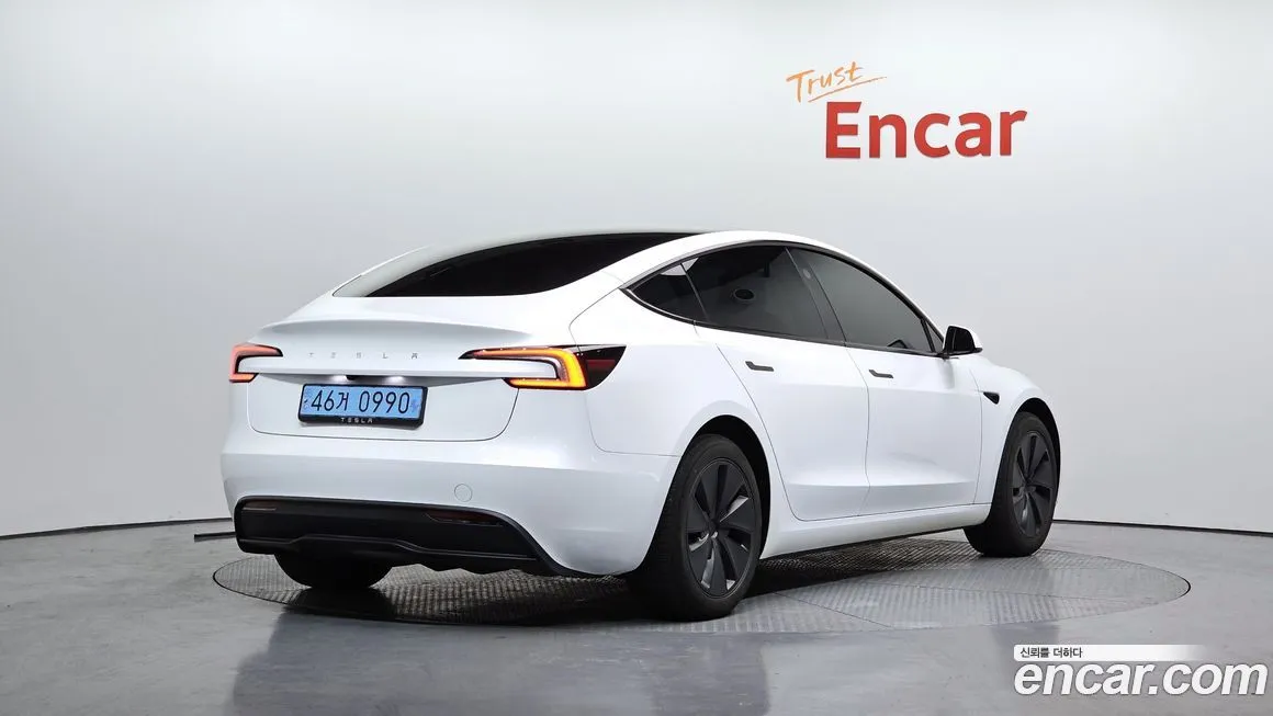 Tesla Model 3 2024 из KR, фото 9