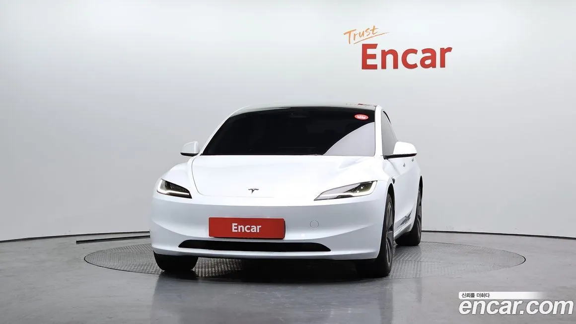 Tesla Model 3 2024 из KR, фото 8