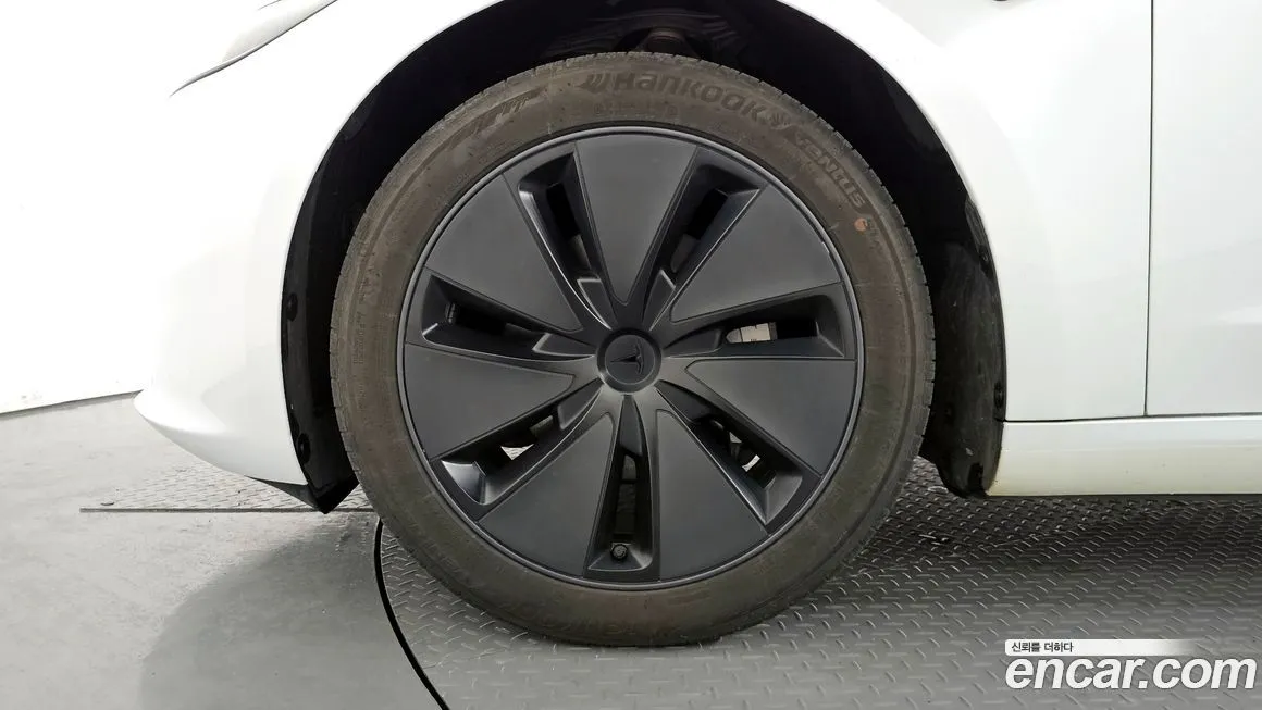 Tesla Model 3 2024 из KR, фото 10