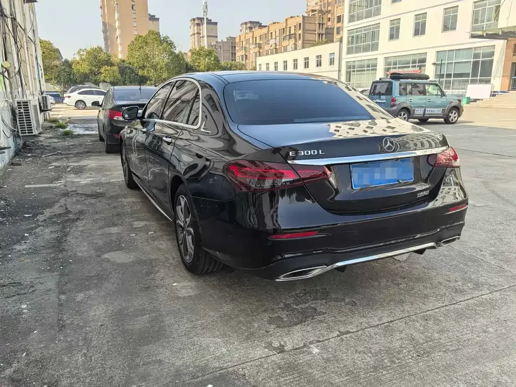 Mercedes-Benz E-Class 2022 из CN, фото 4