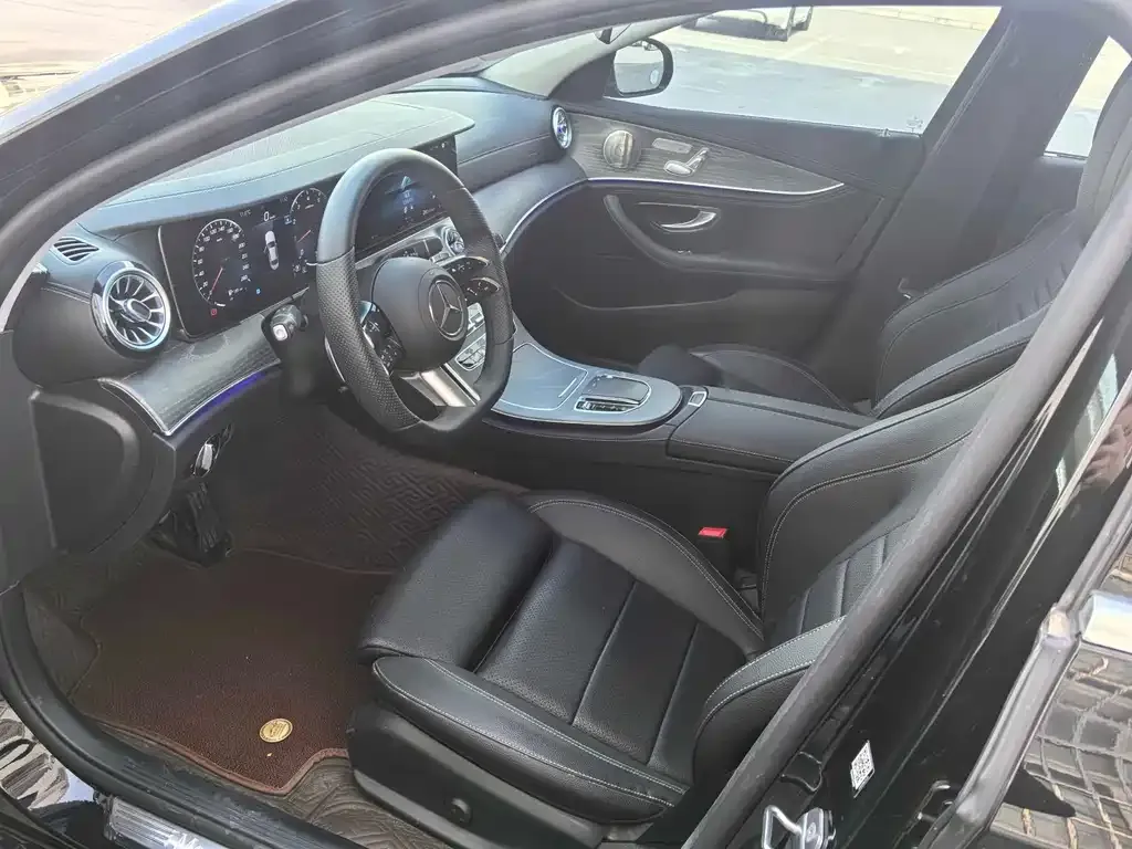 Mercedes-Benz E-Class 2022 из CN, фото 2