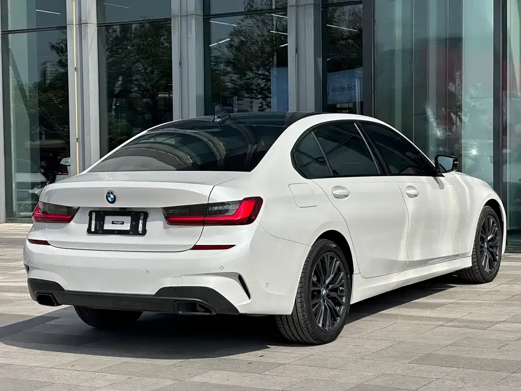 BMW 3 Series 2022 из CN, фото 5