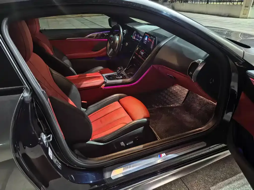 BMW 8 Series 2021 из CN, фото 2