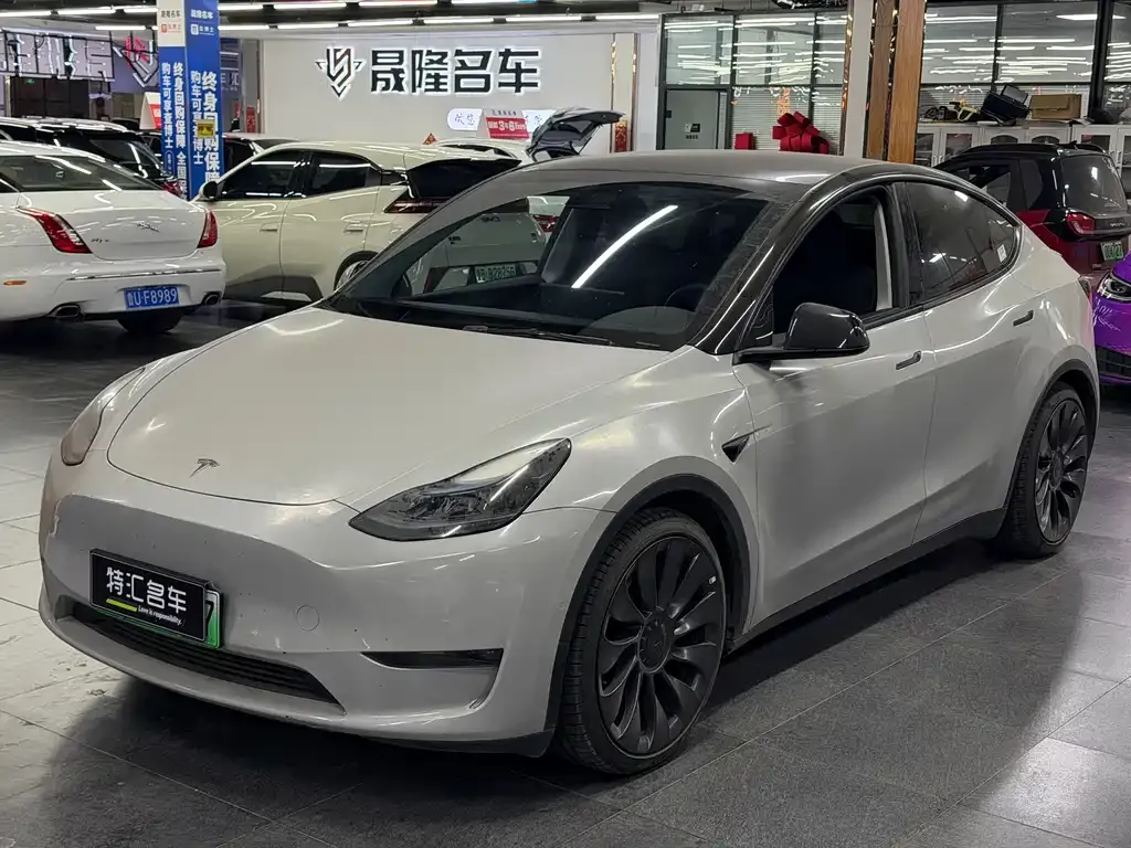 Tesla Model Y 2023 из CN, фото 1