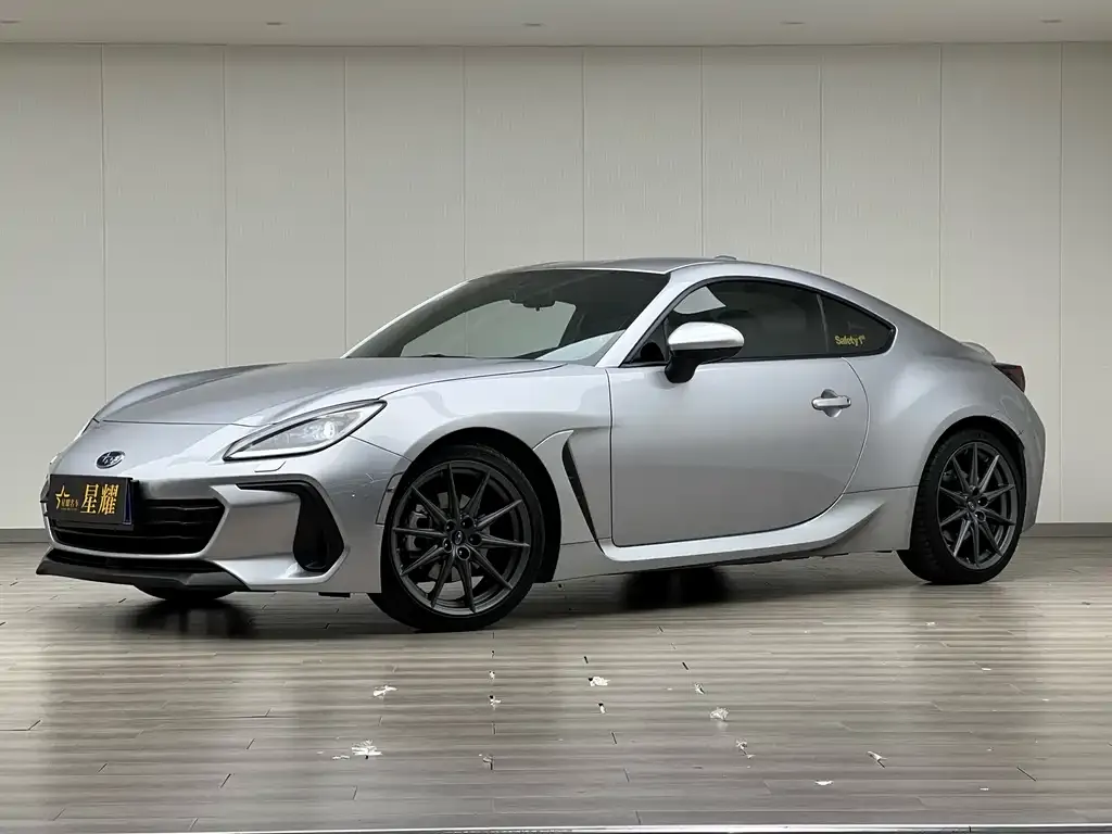Subaru BRZ 2023 из CN, фото 1
