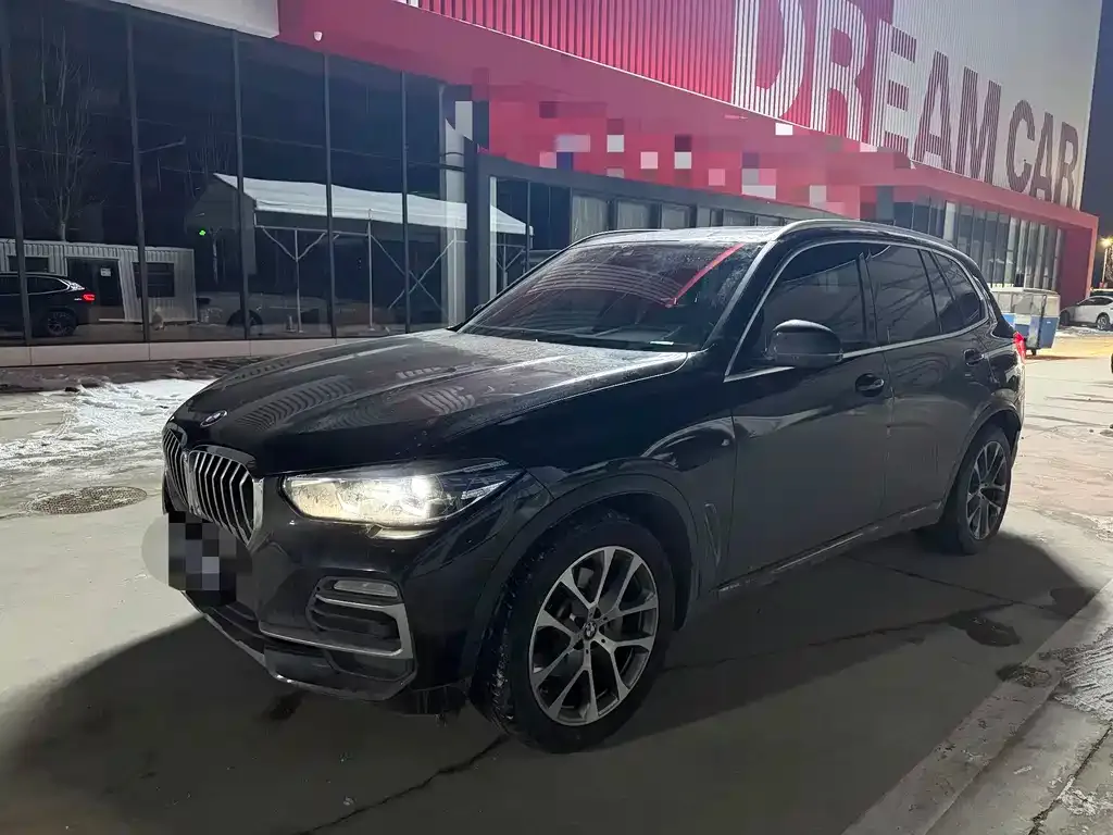 BMW X5 (Import) — фото 1