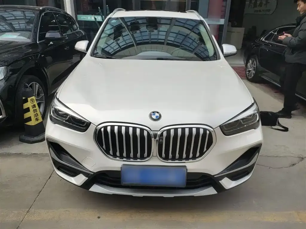 BMW X1 2021 из CN, фото 2