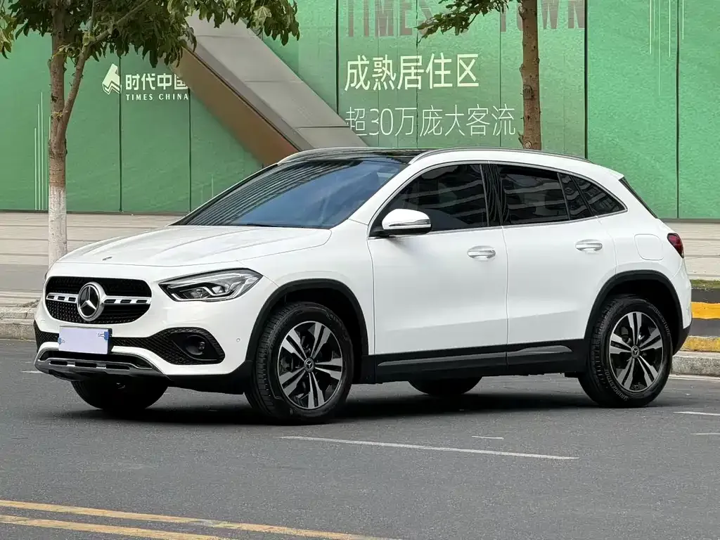 Mercedes-Benz GLA 2023 из CN, фото 1
