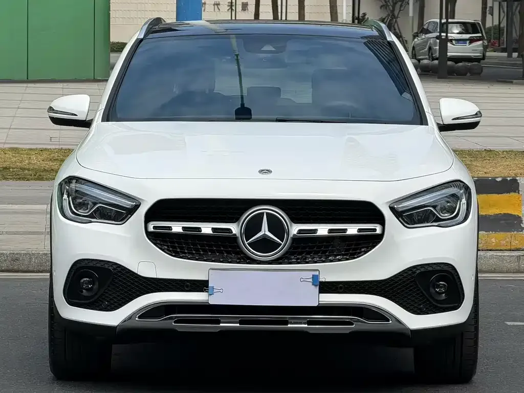 Mercedes-Benz GLA 2023 из CN, фото 2