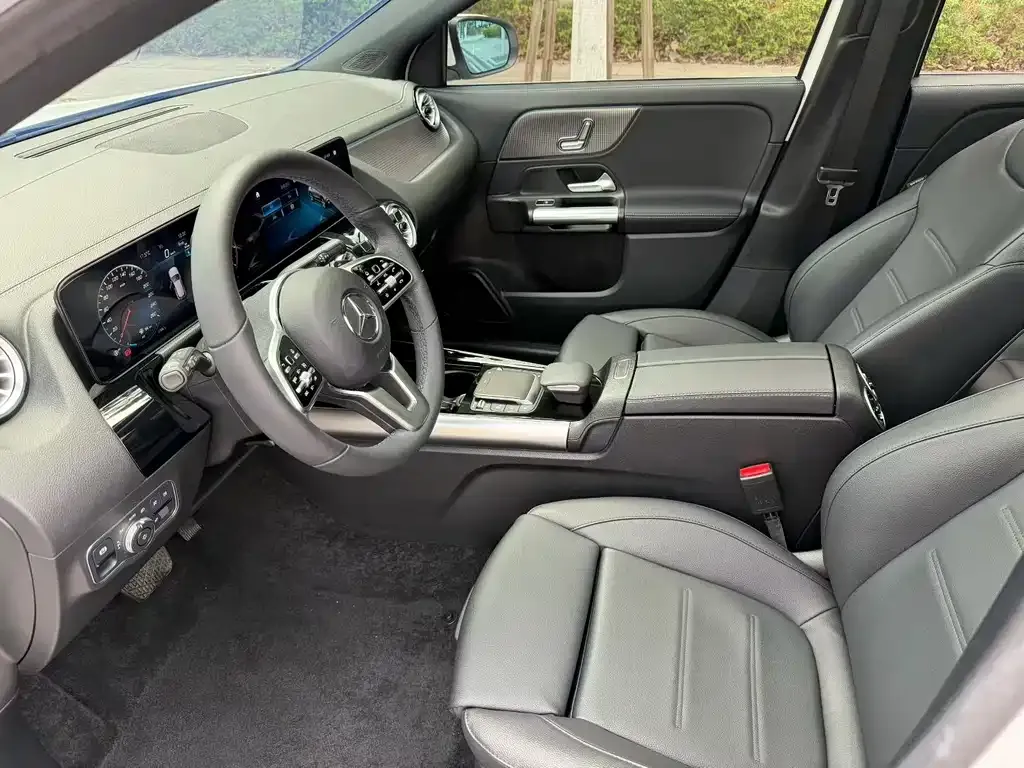 Mercedes-Benz GLA 2023 из CN, фото 3