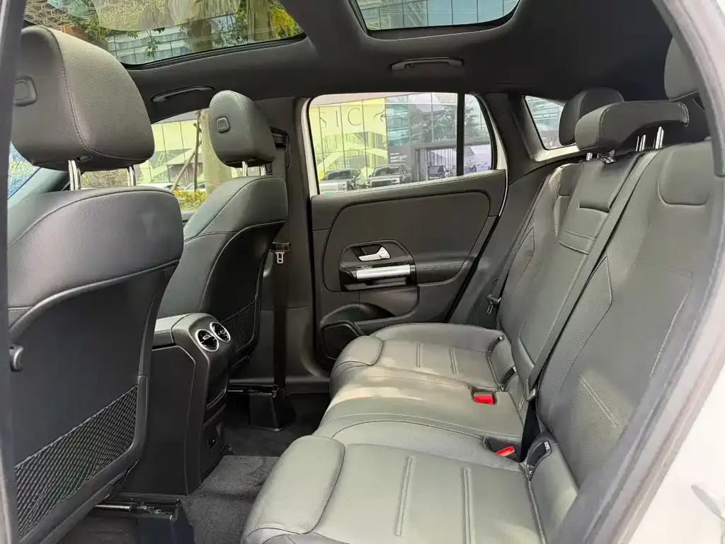 Mercedes-Benz GLA 2023 из CN, фото 7