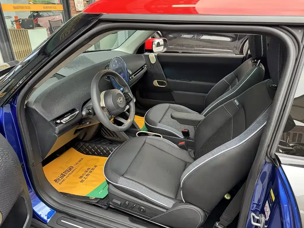 MINI Cooper EV 2024 из CN, фото 6