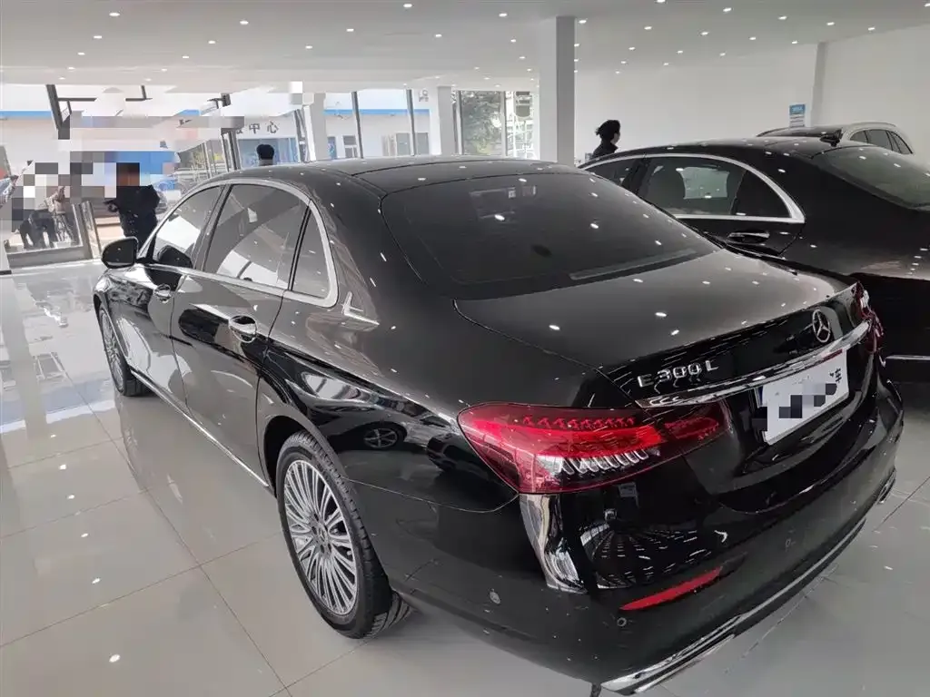 Mercedes-Benz E-Class 2023 из CN, фото 7
