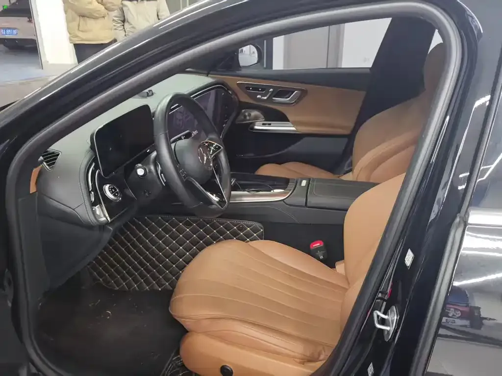 Mercedes-Benz E-Class 2024 из CN, фото 5
