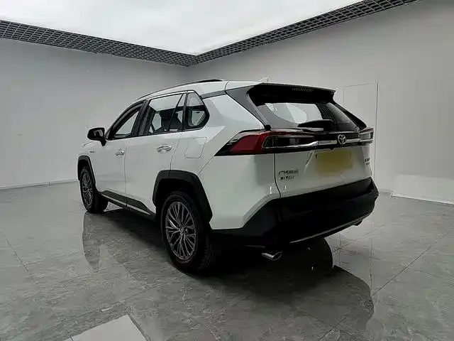 Toyota Wildlander 2023 из CN, фото 7