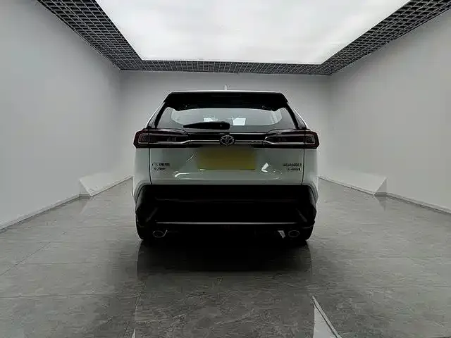 Toyota Wildlander 2023 из CN, фото 4