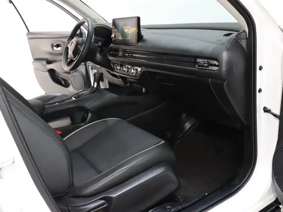 Honda ZR-V 2023 из CN, фото 9