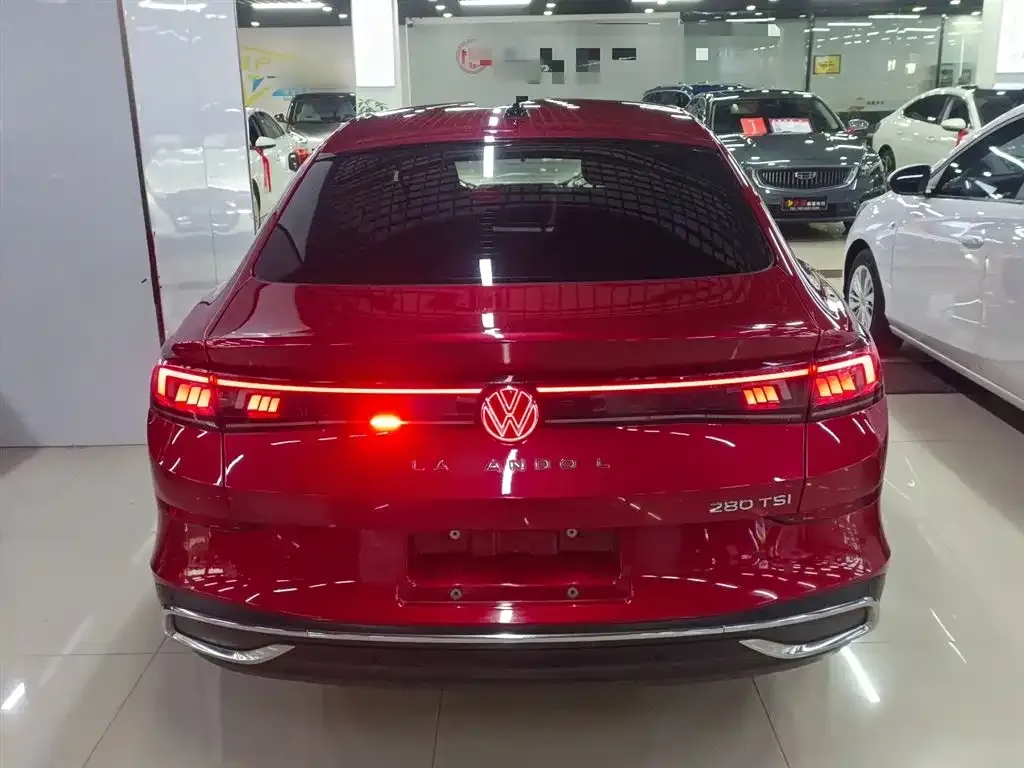 Volkswagen Lamando 2023 из CN, фото 2