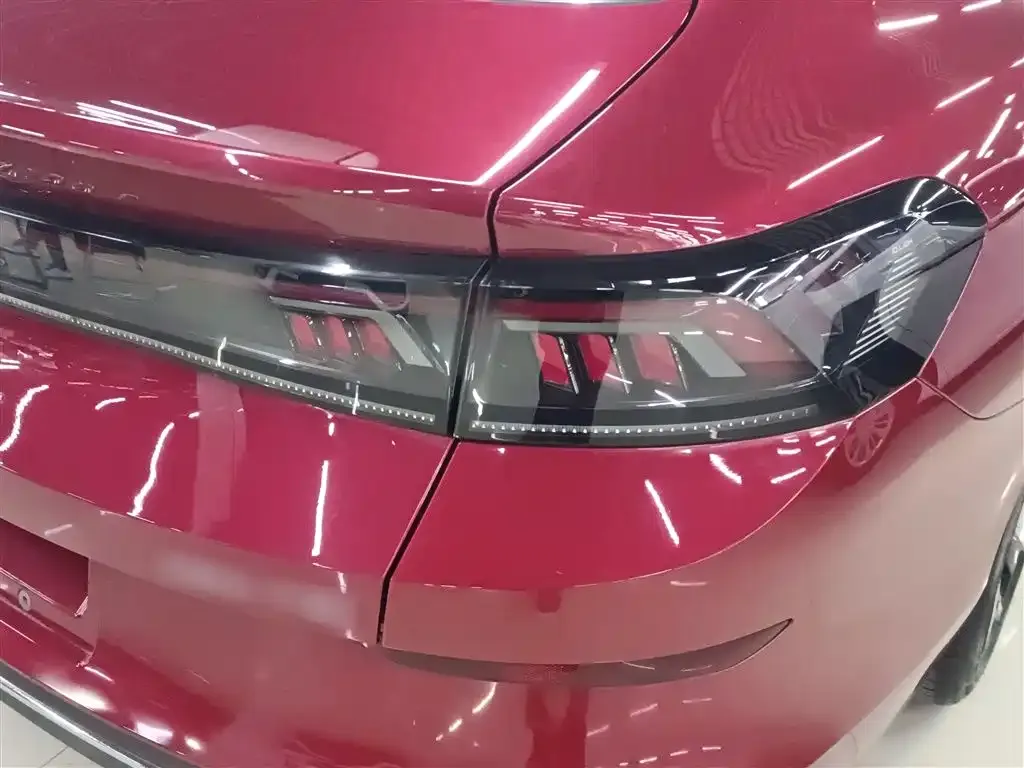 Volkswagen Lamando 2023 из CN, фото 8