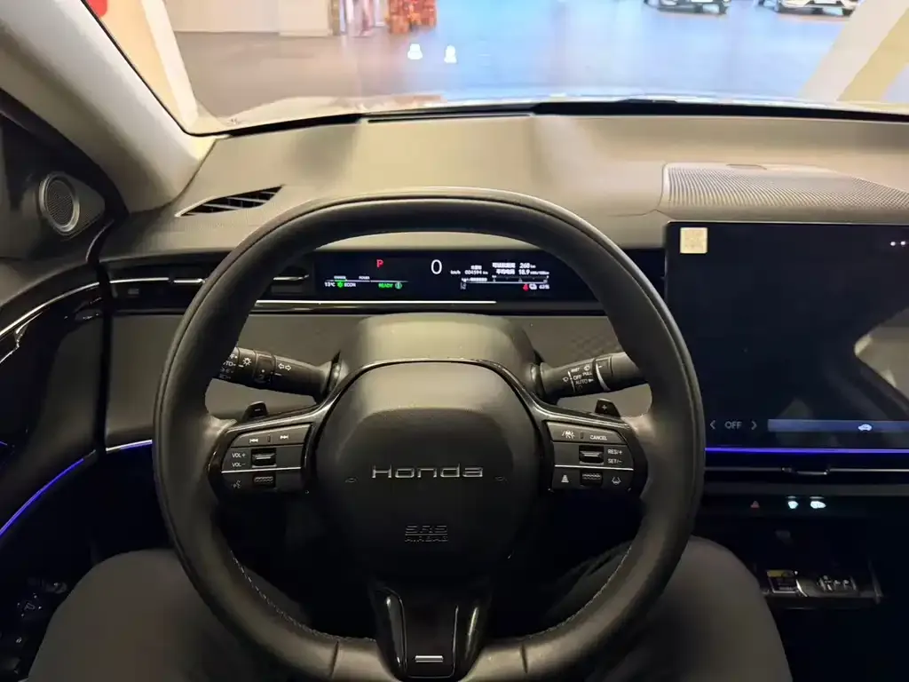 Honda e:NP2 2024 из CN, фото 6