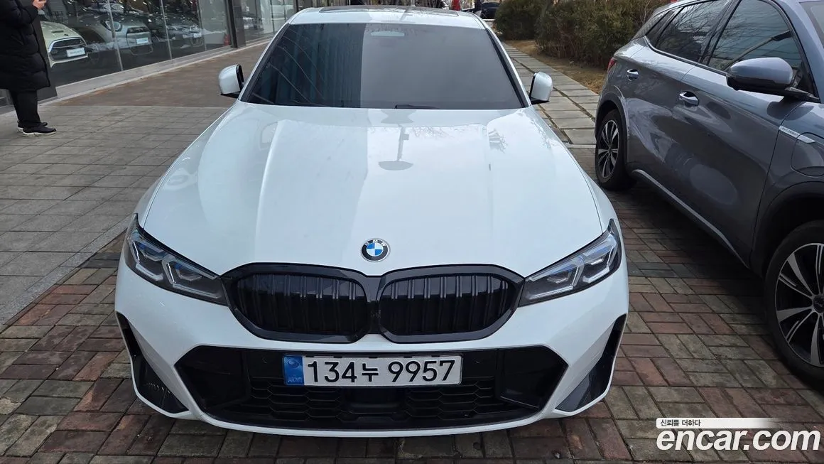 BMW 3-Series — фото 1